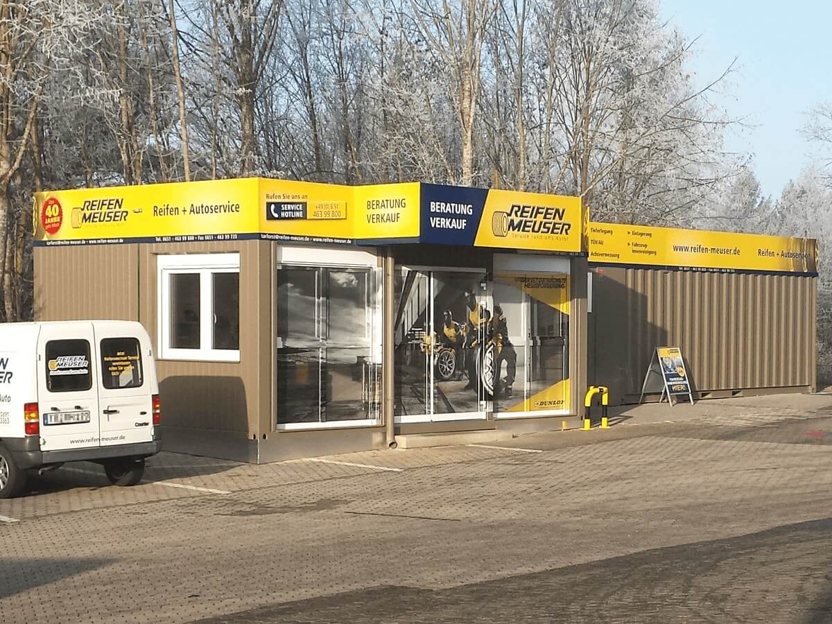 Reifen Meuser GmbH - Schildanlage